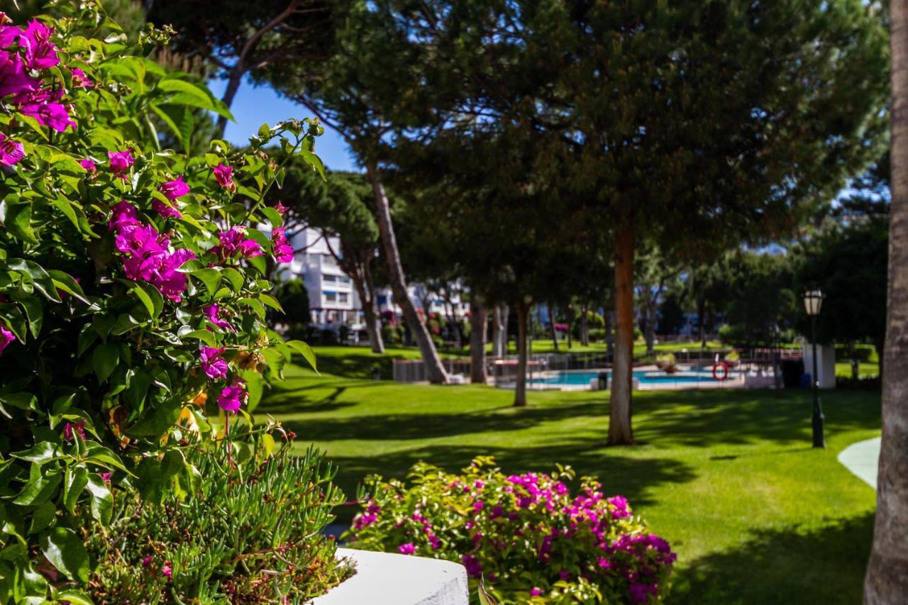 Marbella Banus Suites - Bird Of Paradise Playas Del Duque Banus Suite Apartment Exterior photo